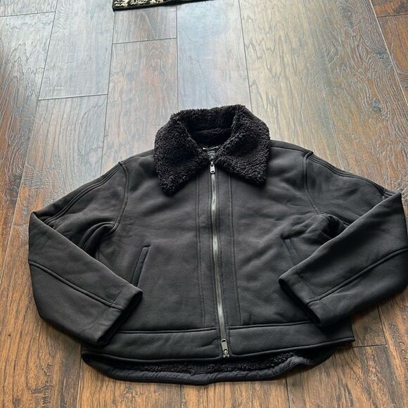 EUC ATHLETA Jacket Womens Small Westbound Sherpa Lined Black super soft and warm - Picture 1 of 11
